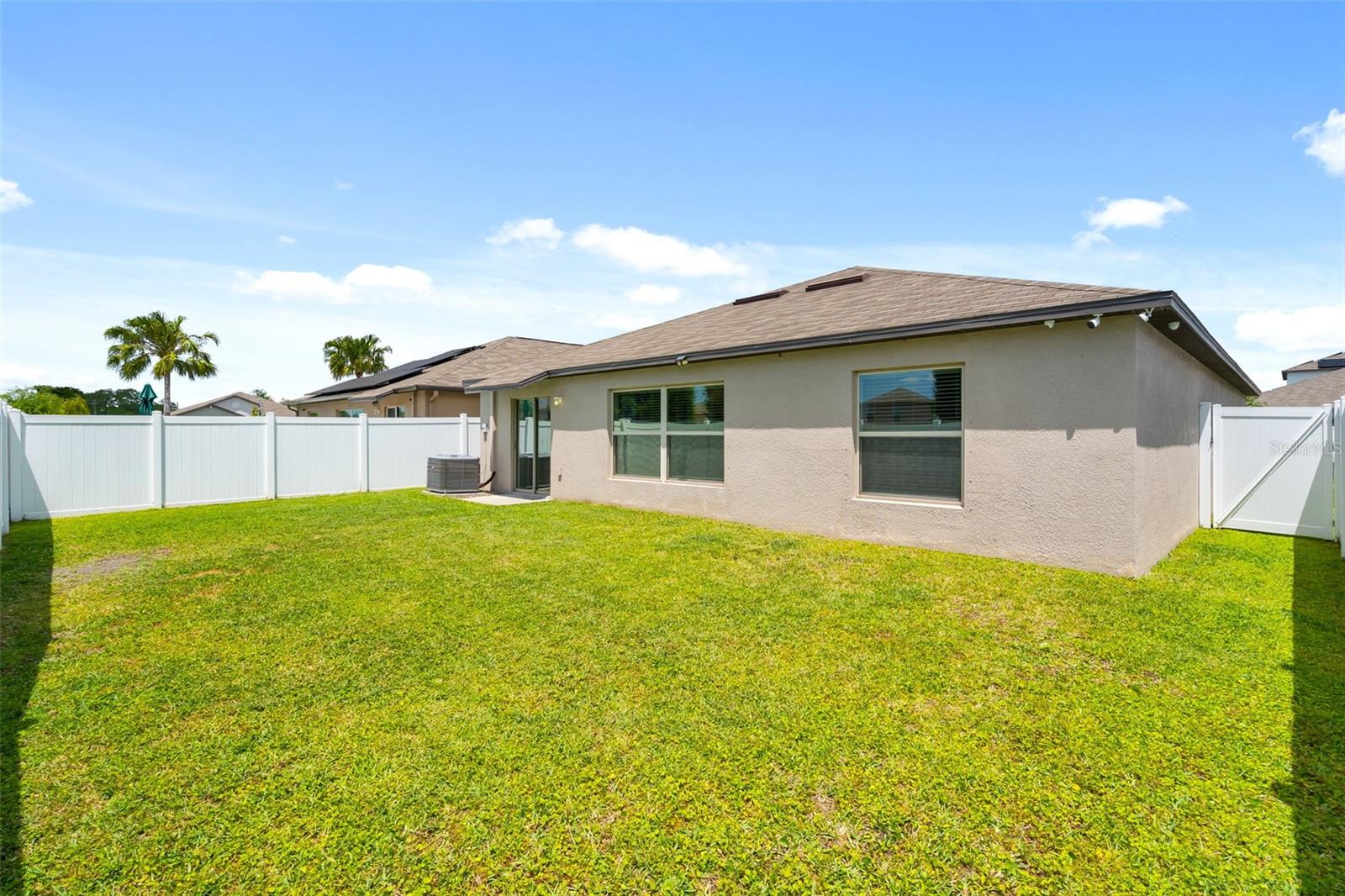 3806 DAISY BLOOM PL, TAMPA, FL, 33619