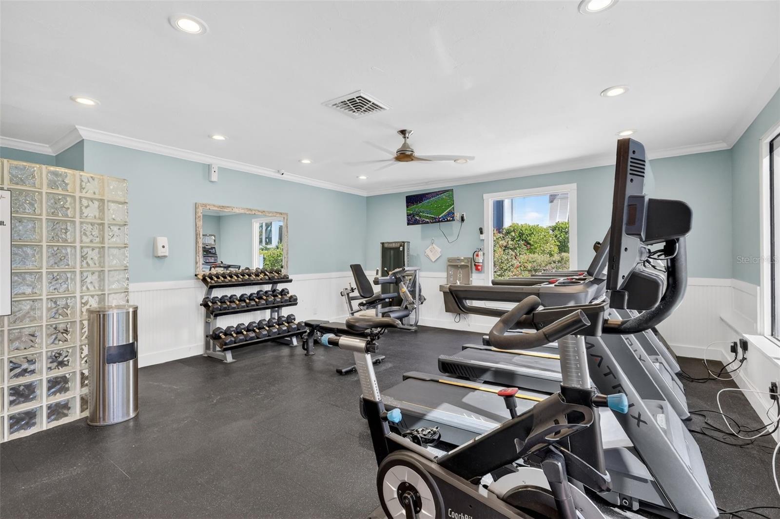 1080 W PEPPERTREE LN #305A, SARASOTA, FL, 34242