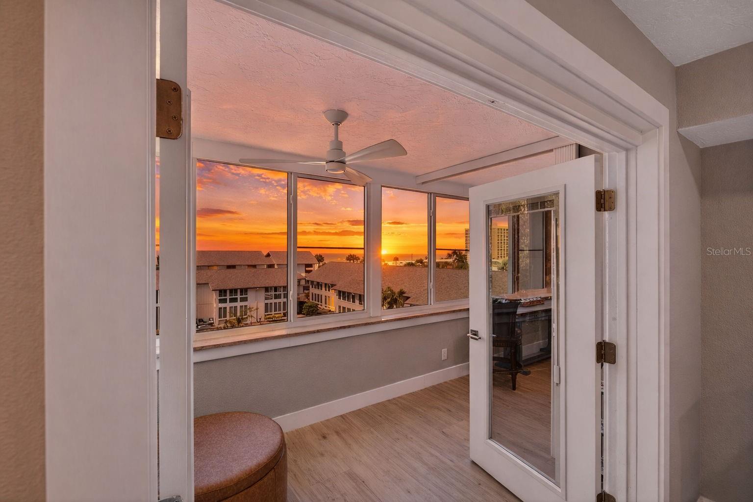 1080 W PEPPERTREE LN #305A, SARASOTA, FL, 34242