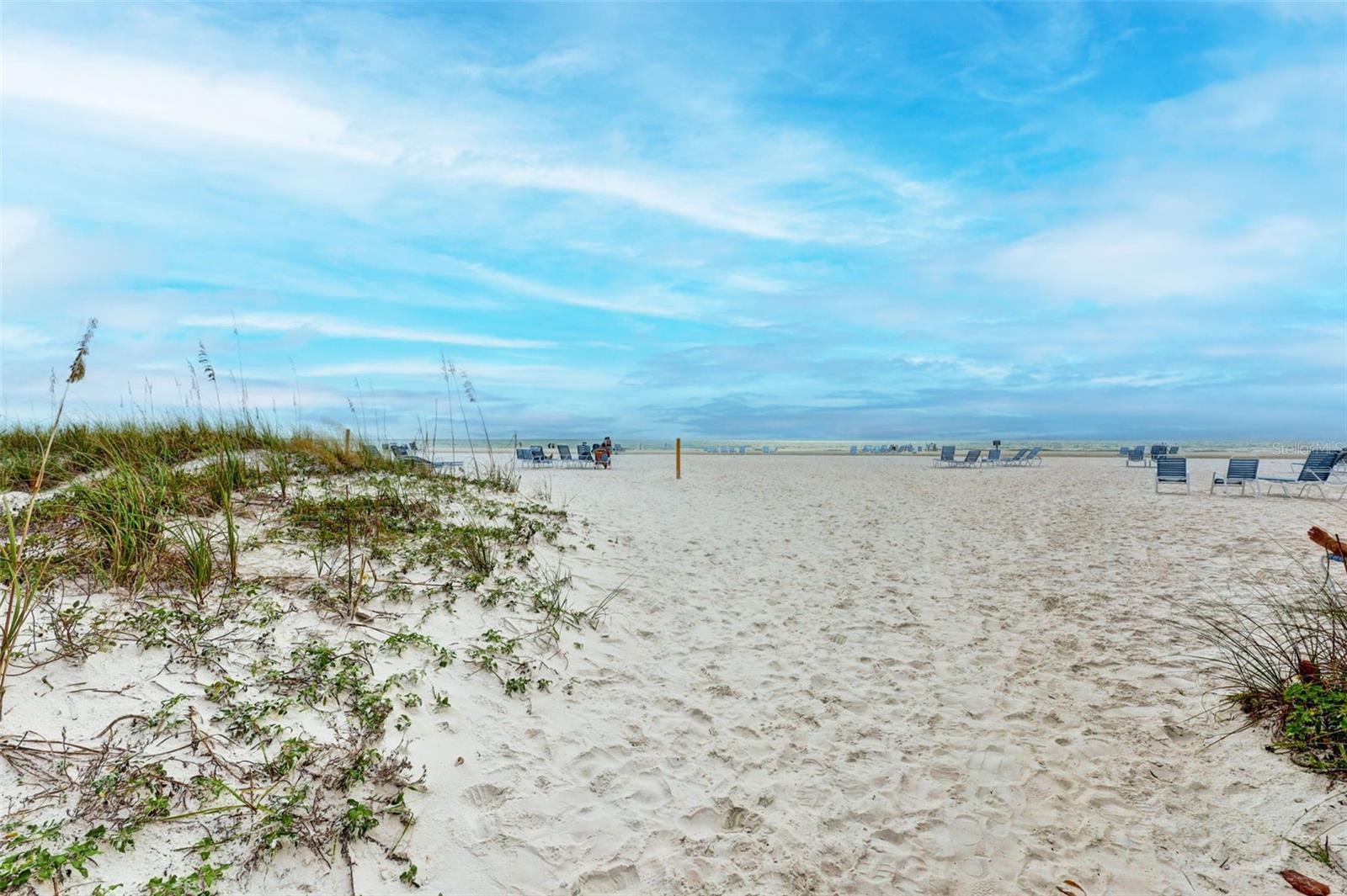 1080 W PEPPERTREE LN #305A, SARASOTA, FL, 34242