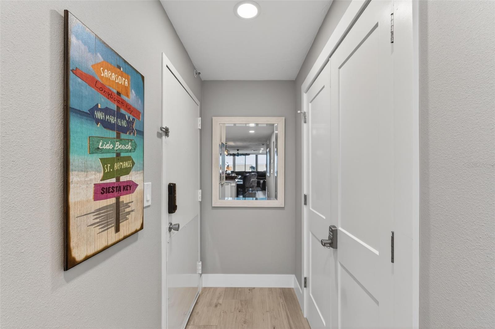 1080 W PEPPERTREE LN #305A, SARASOTA, FL, 34242