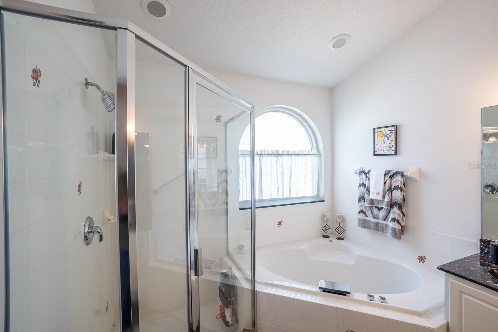 1 GLENEAGLES PL, PALM COAST, FL, 32137