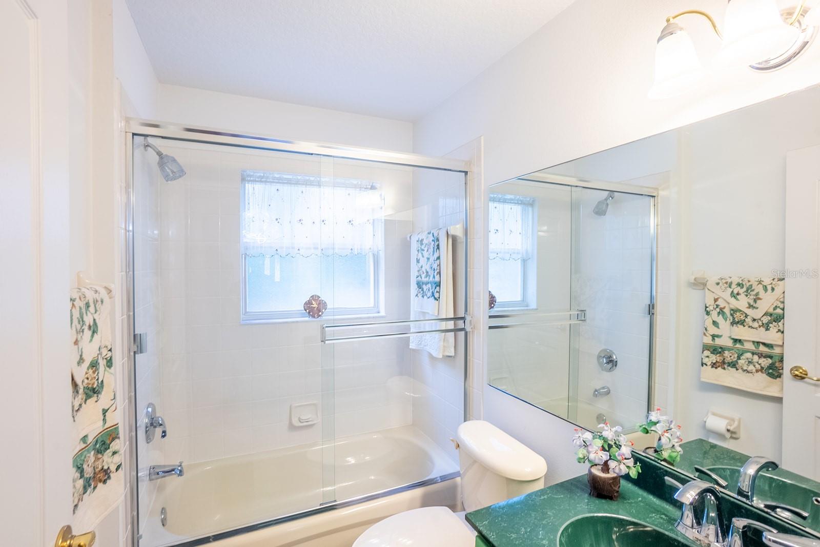 1 GLENEAGLES PL, PALM COAST, FL, 32137