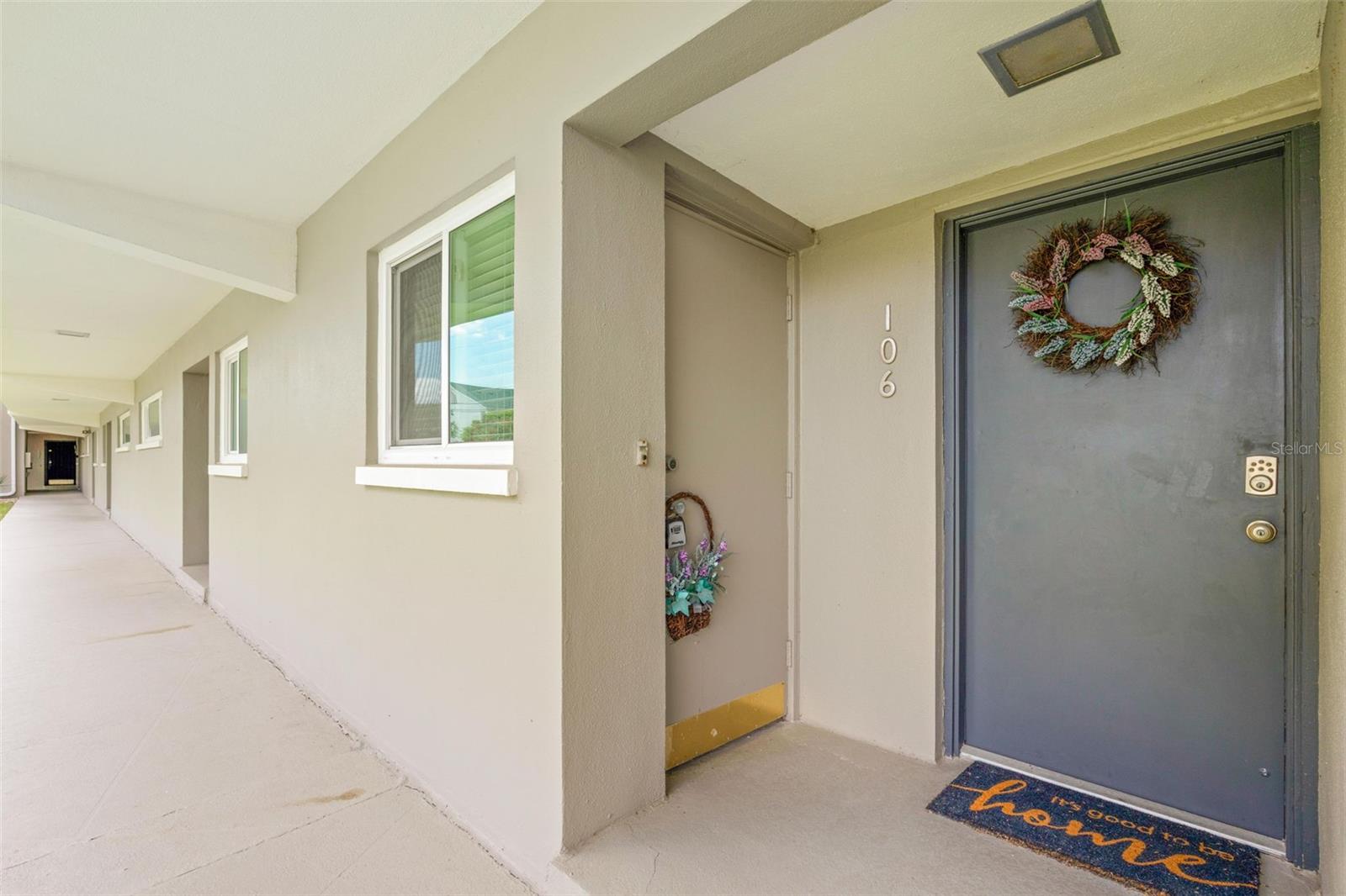 400 LARBOARD WAY #106, CLEARWATER BEACH, FL, 33767