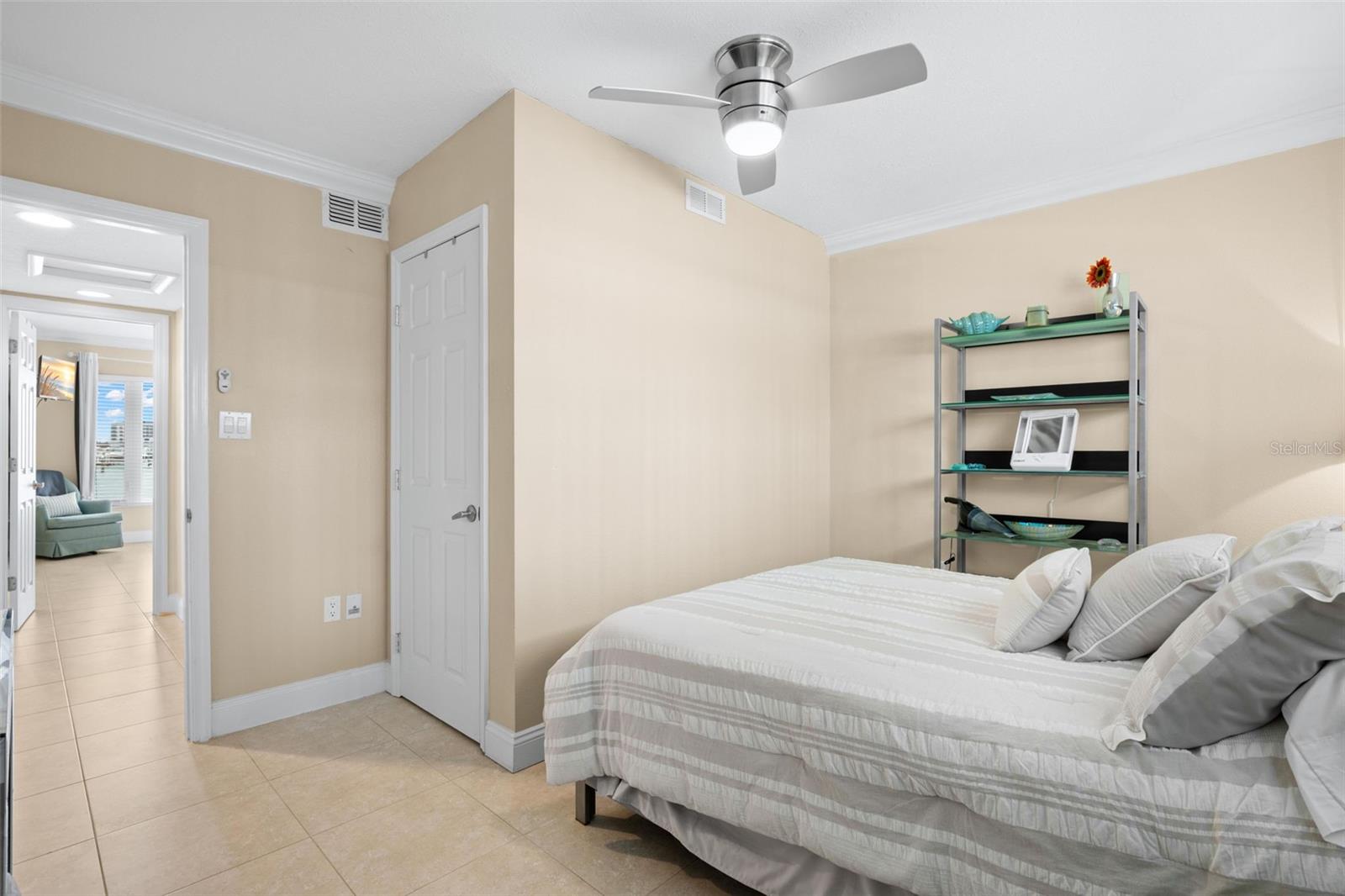 400 LARBOARD WAY #106, CLEARWATER BEACH, FL, 33767