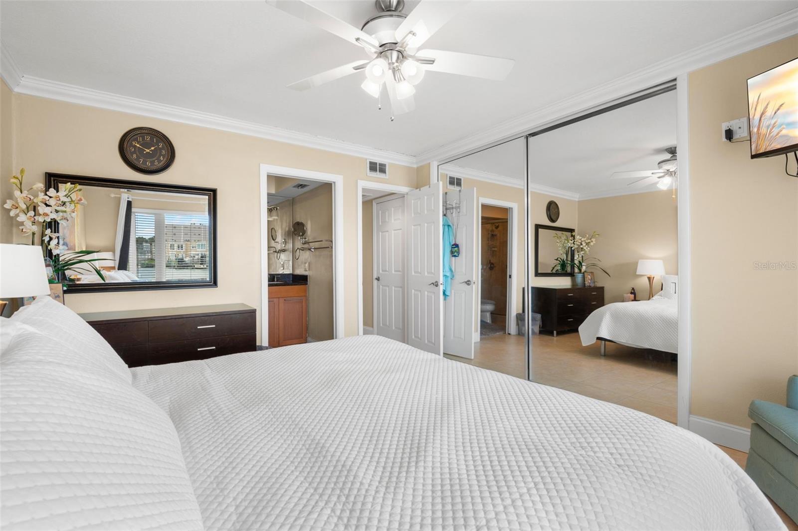 400 LARBOARD WAY #106, CLEARWATER BEACH, FL, 33767