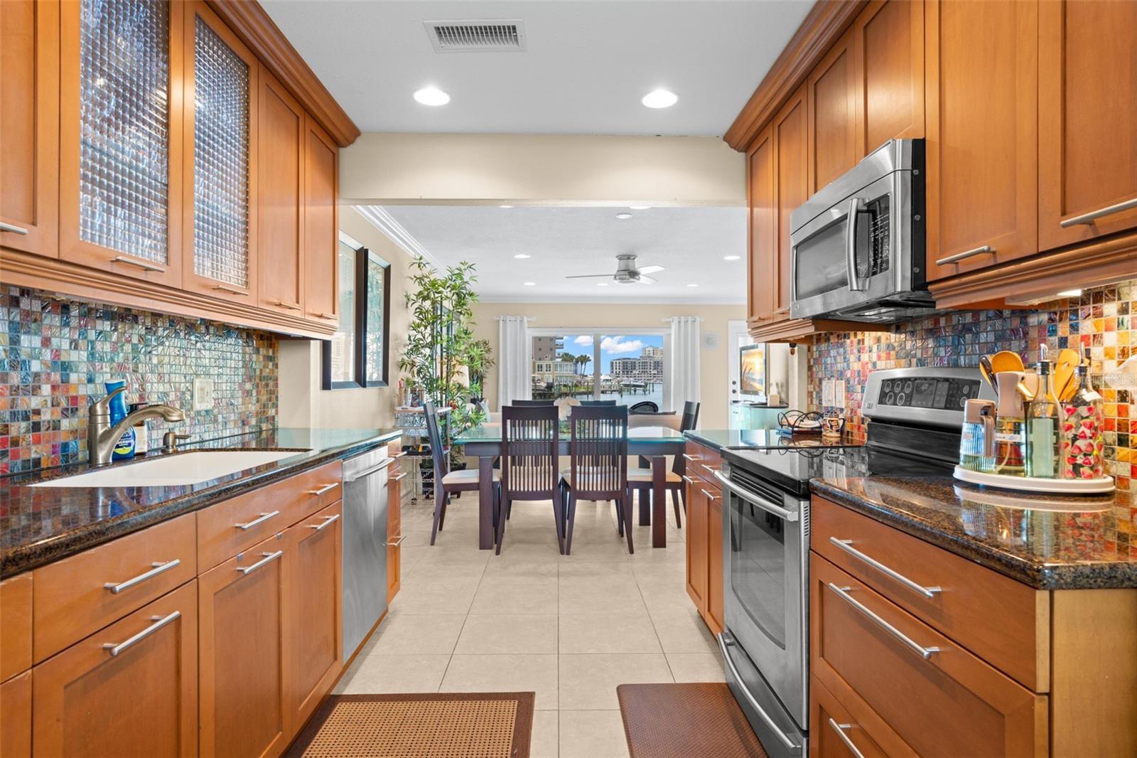 400 LARBOARD WAY #106, CLEARWATER BEACH, FL, 33767