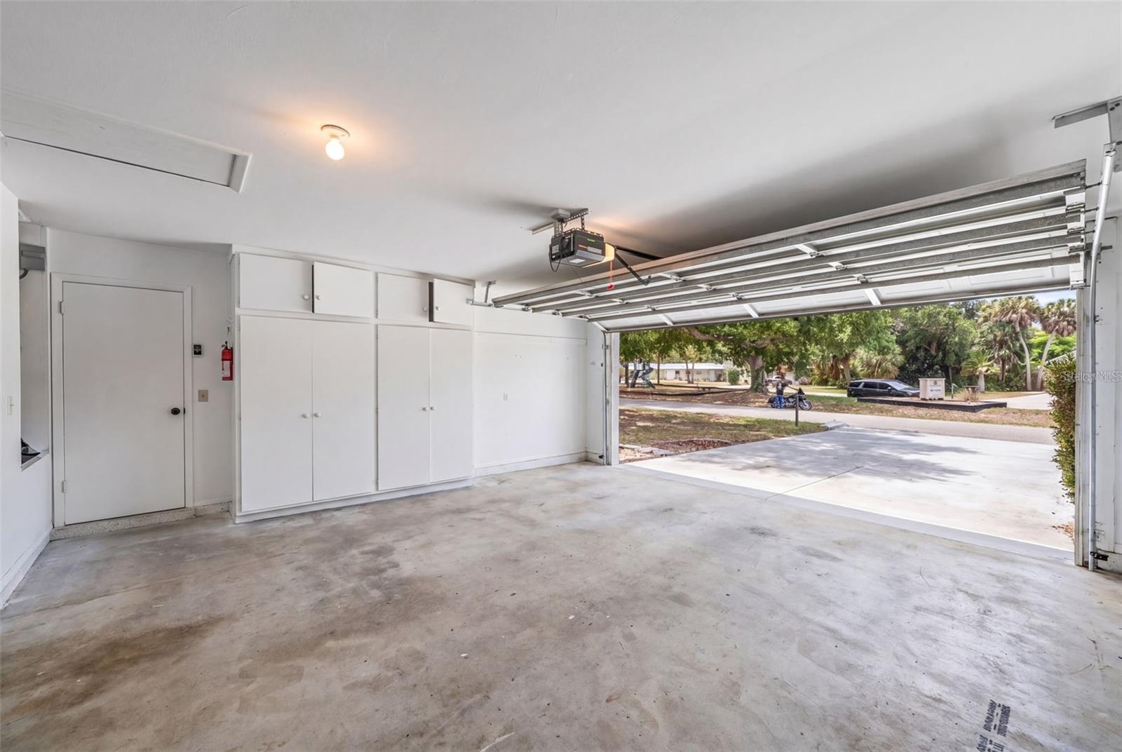1214 POPLAR AVE, VENICE, FL, 34285