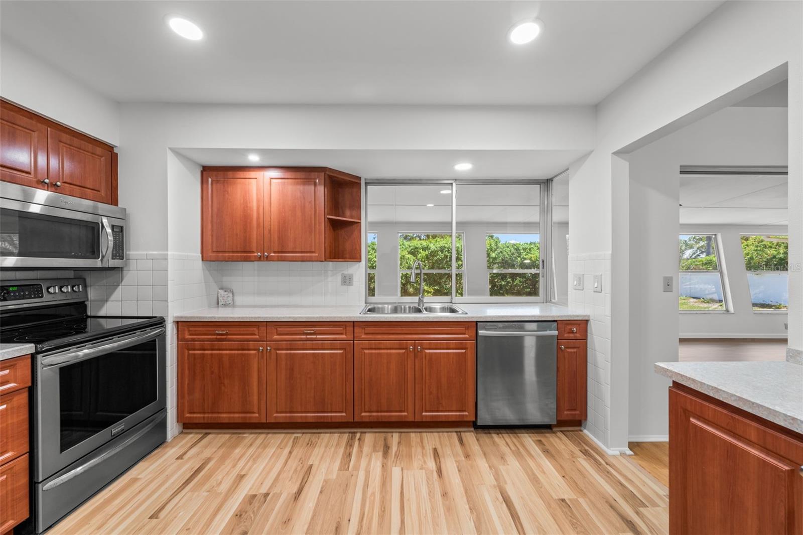 1214 POPLAR AVE, VENICE, FL, 34285