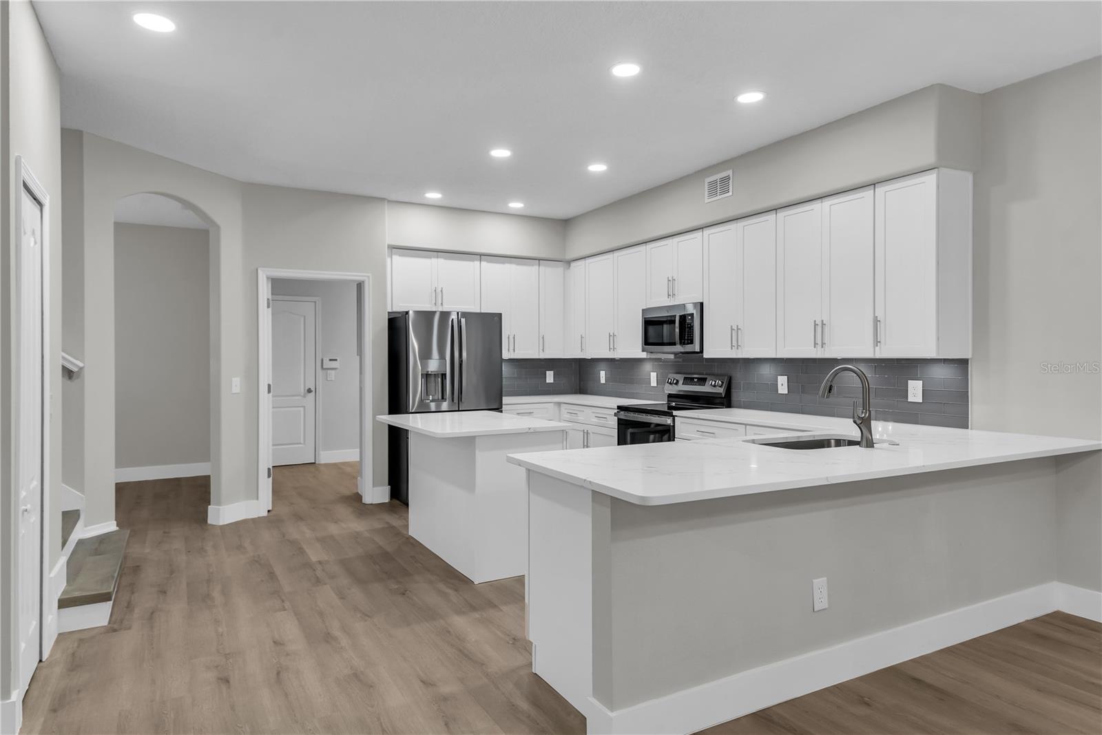 2640 GROVE VIEW DR, WINTER GARDEN, FL, 34787