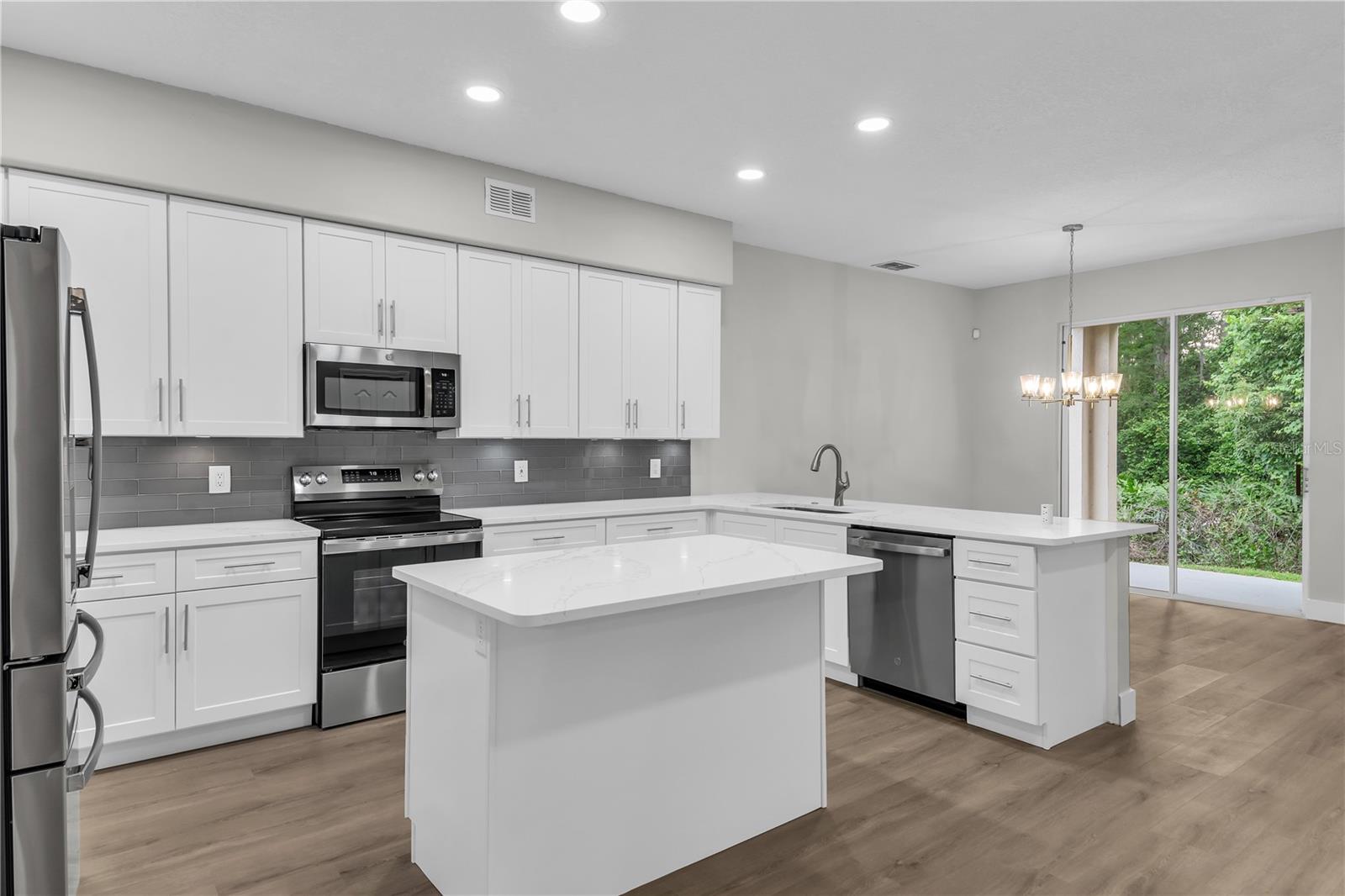 2640 GROVE VIEW DR, WINTER GARDEN, FL, 34787