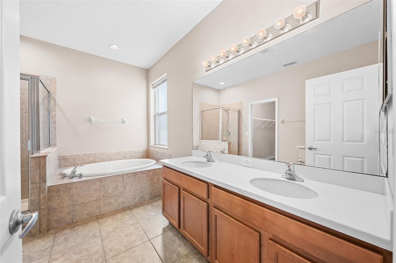 910 FERN LEAF DR, RUSKIN, FL, 33570