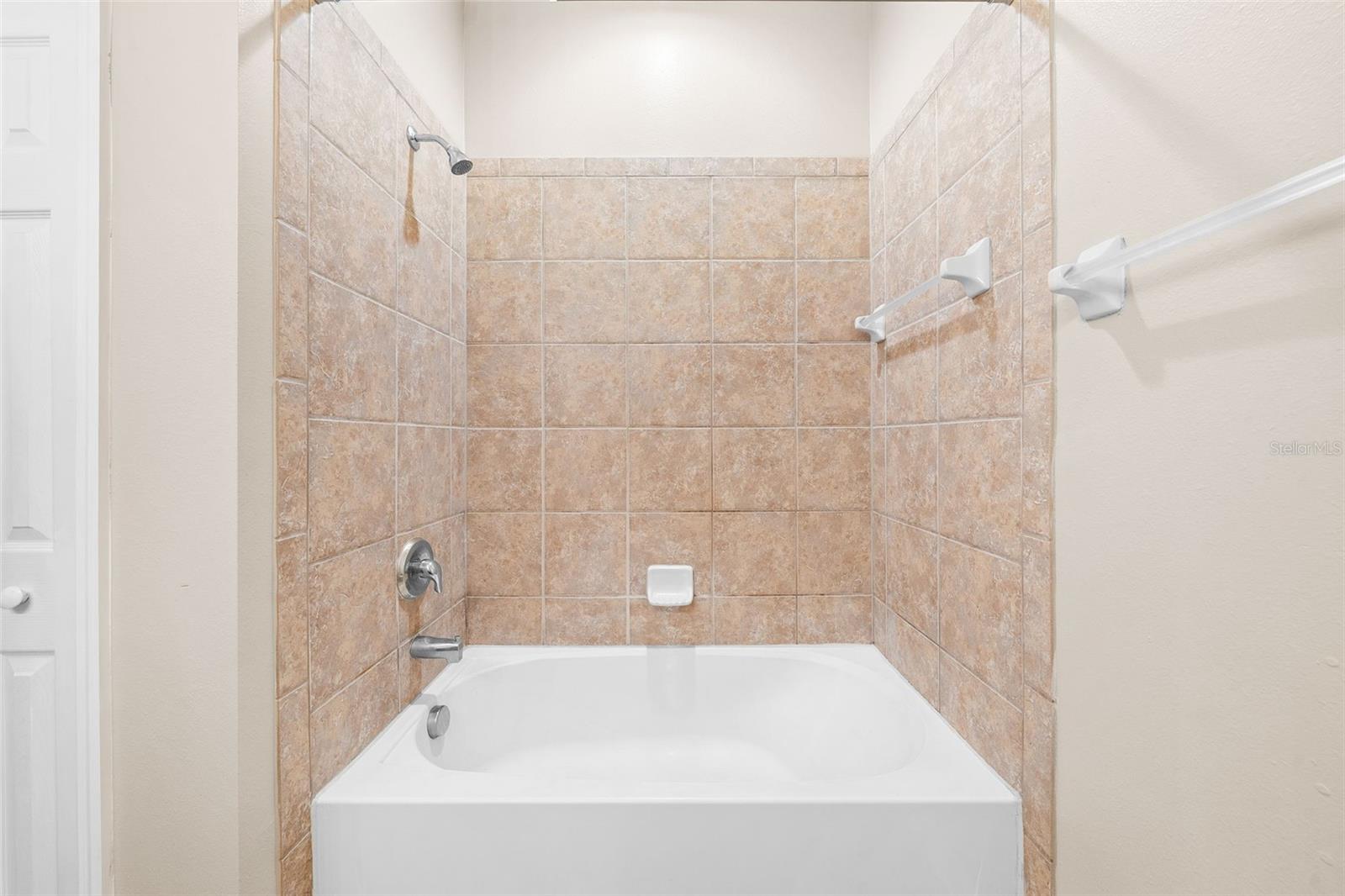 910 FERN LEAF DR, RUSKIN, FL, 33570