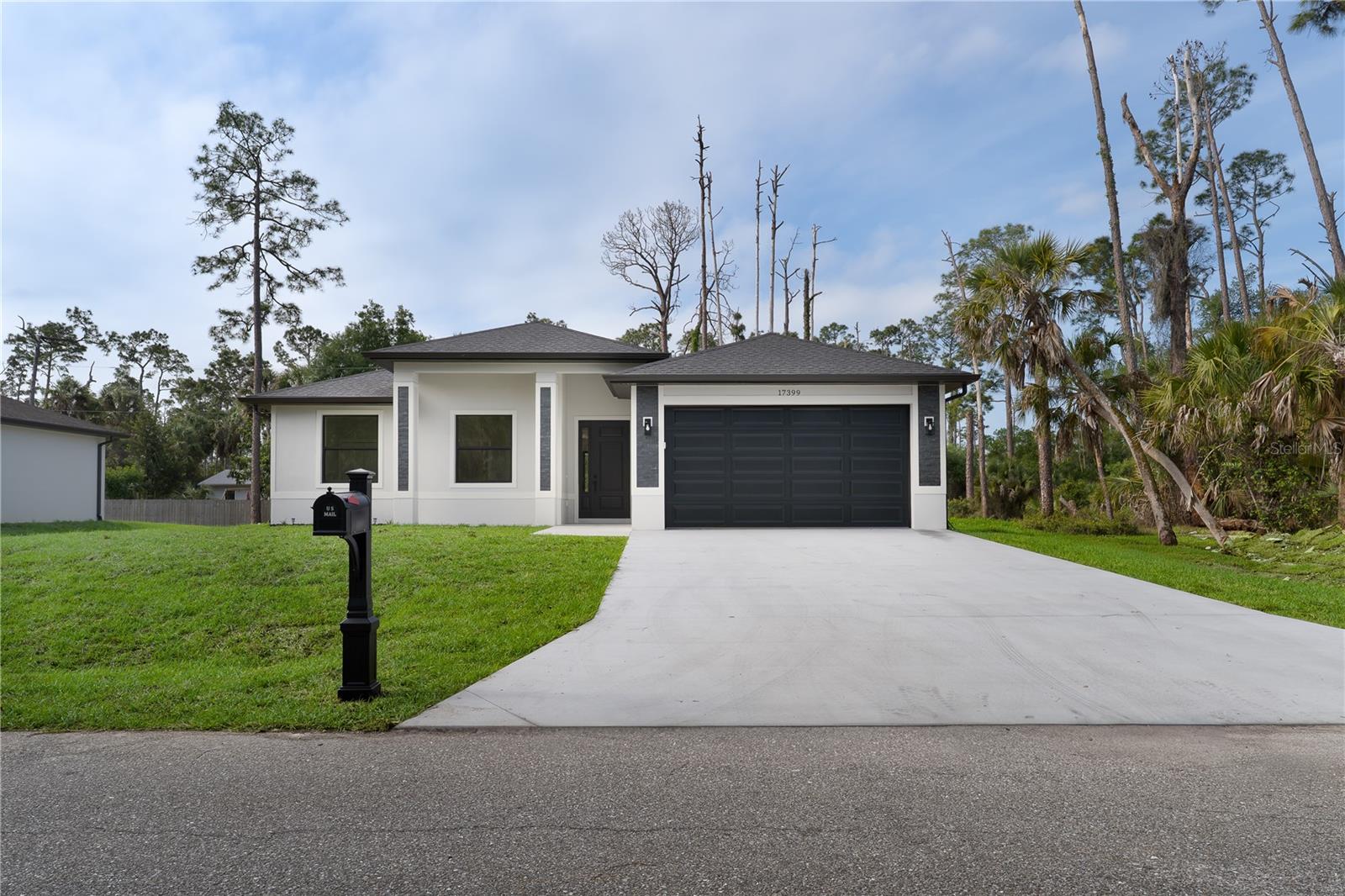 17399 VALLYBROOK AVE, PORT CHARLOTTE, FL, 33954
