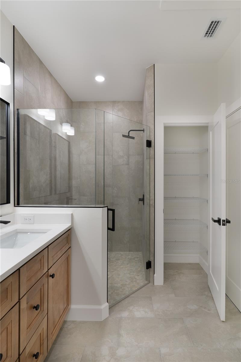 17399 VALLYBROOK AVE, PORT CHARLOTTE, FL, 33954