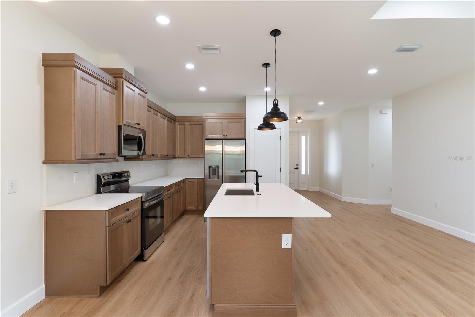 17399 VALLYBROOK AVE, PORT CHARLOTTE, FL, 33954