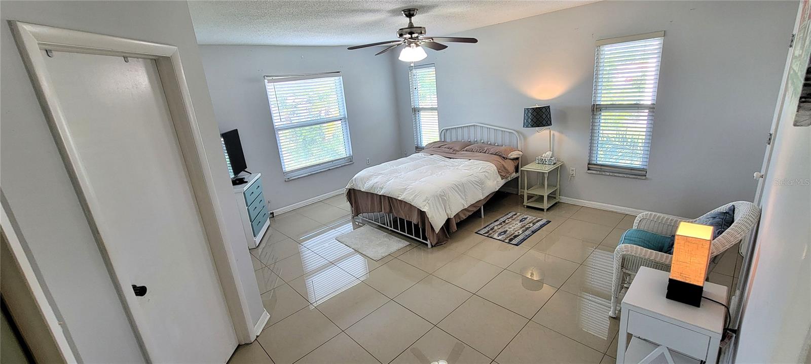 10351 REGAL DR #18, LARGO, FL, 33774