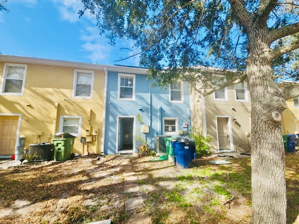 7703 N BRANCH AVE, TAMPA, FL, 33604