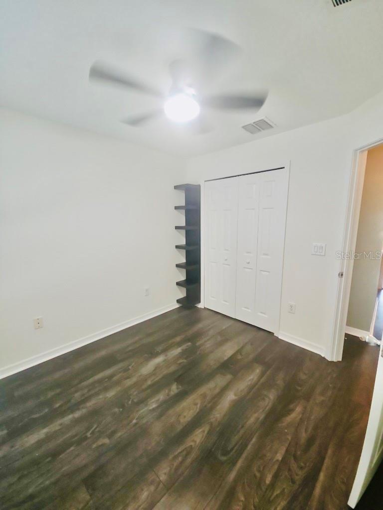 7703 N BRANCH AVE, TAMPA, FL, 33604