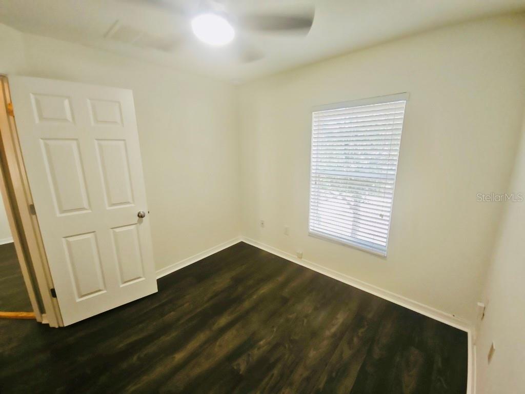 7703 N BRANCH AVE, TAMPA, FL, 33604