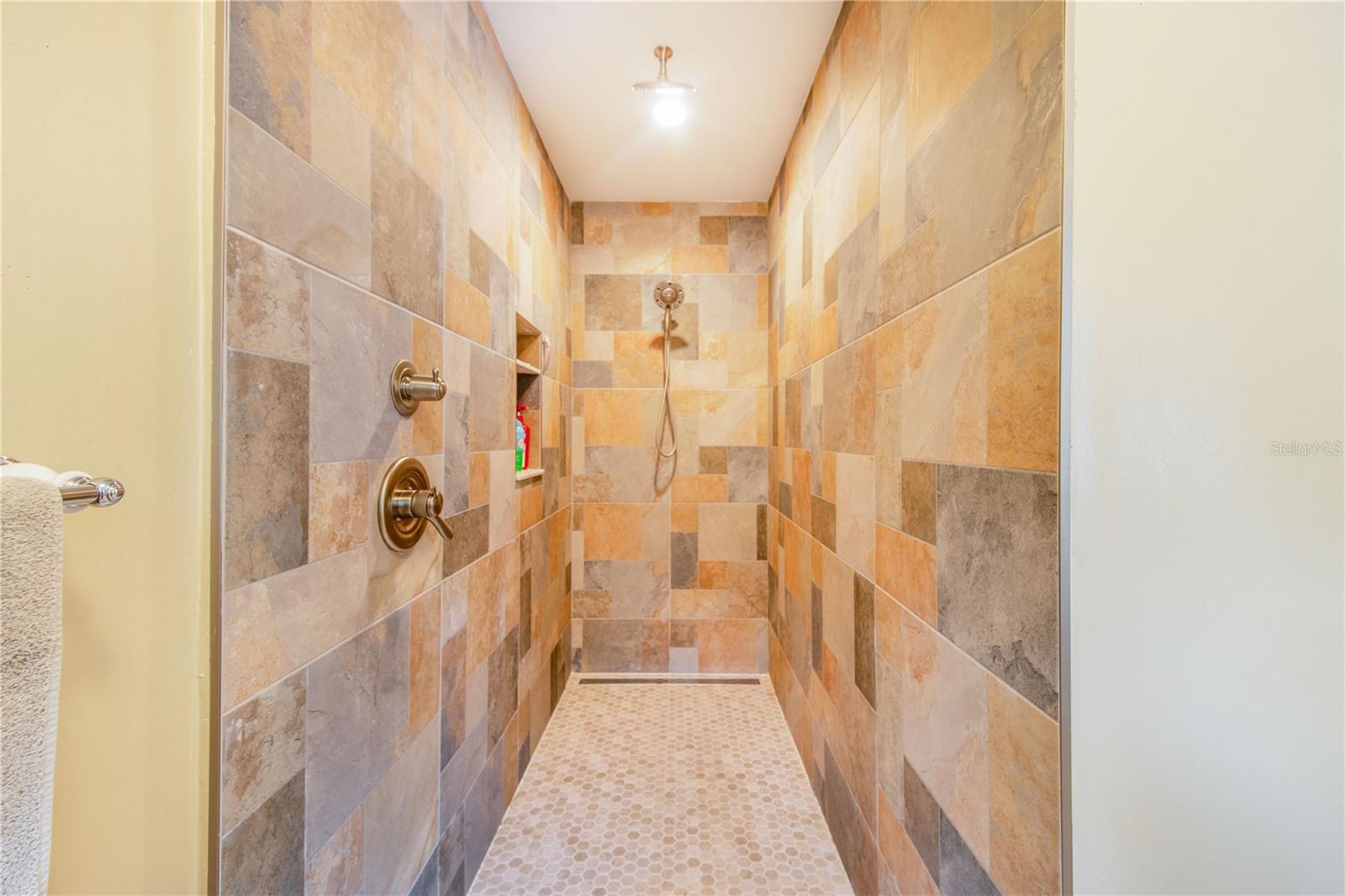 1616 CHAMPAGNE RD, DAVENPORT, FL, 33837