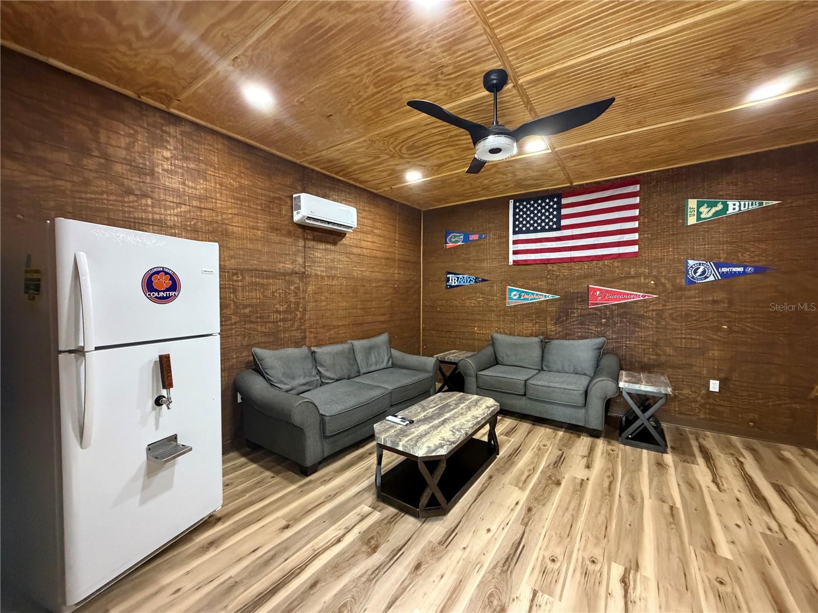 21019 LONESOME ACRE RD, WIMAUMA, FL, 33598