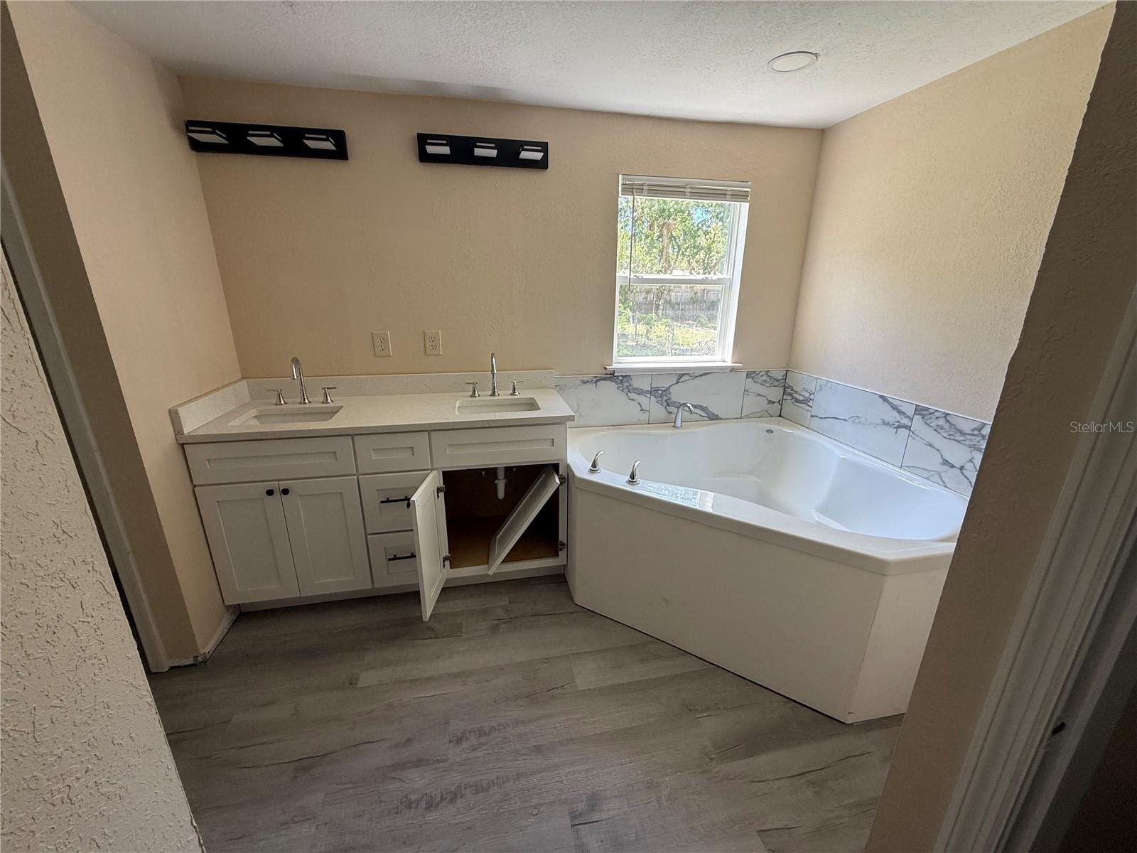 3334 OAK MEADOWS DR, MULBERRY, FL, 33860