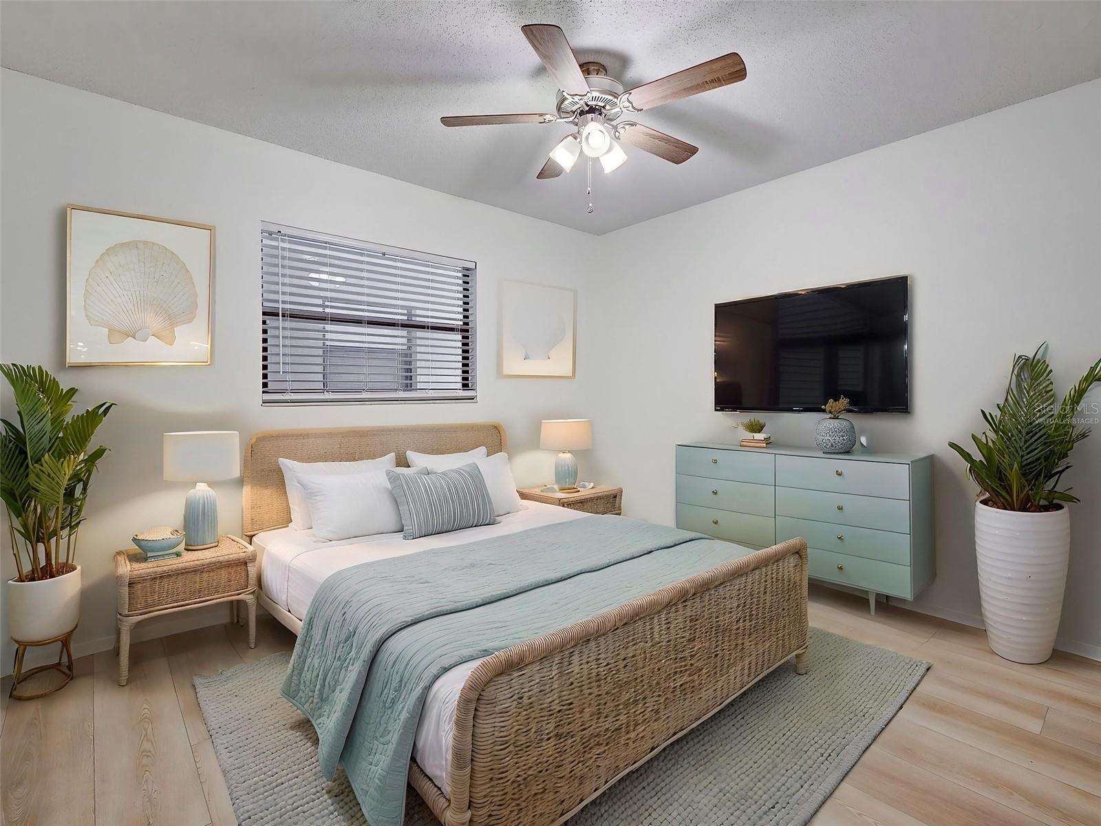 7237 CLOISTER DR #207, SARASOTA, FL, 34231