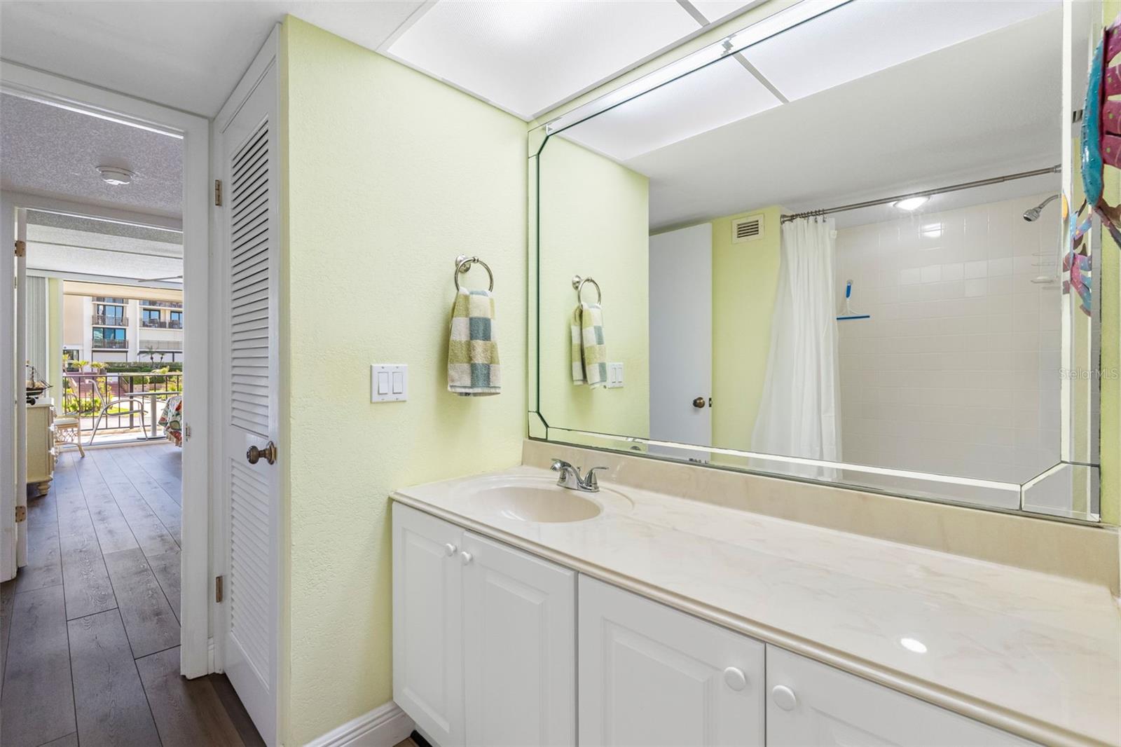 1400 GULF BLVD #101, CLEARWATER BEACH, FL, 33767