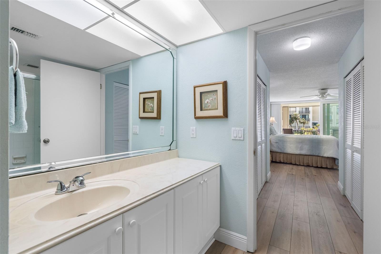 1400 GULF BLVD #101, CLEARWATER BEACH, FL, 33767