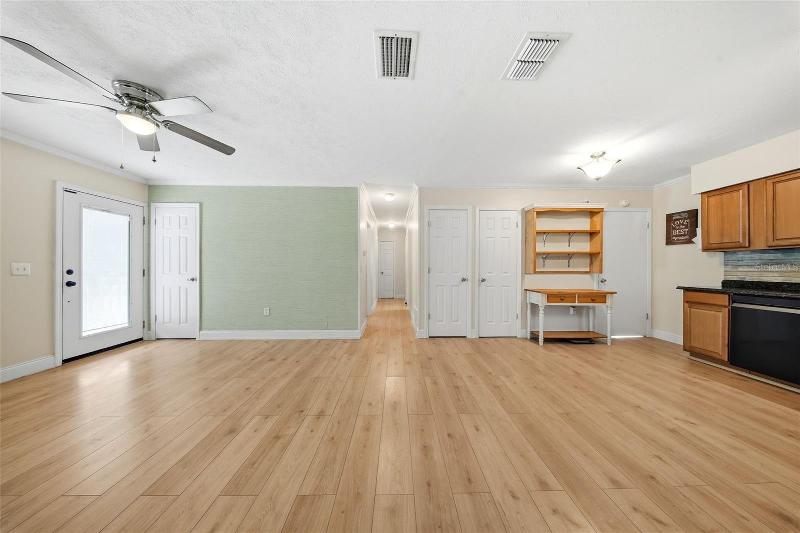 9403 OAK RIDGE AVE, RIVERVIEW, FL, 33578