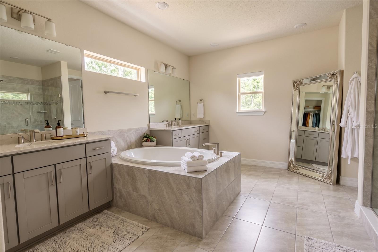 8059 LEAF GROVE CIR, ORLANDO, FL, 32836