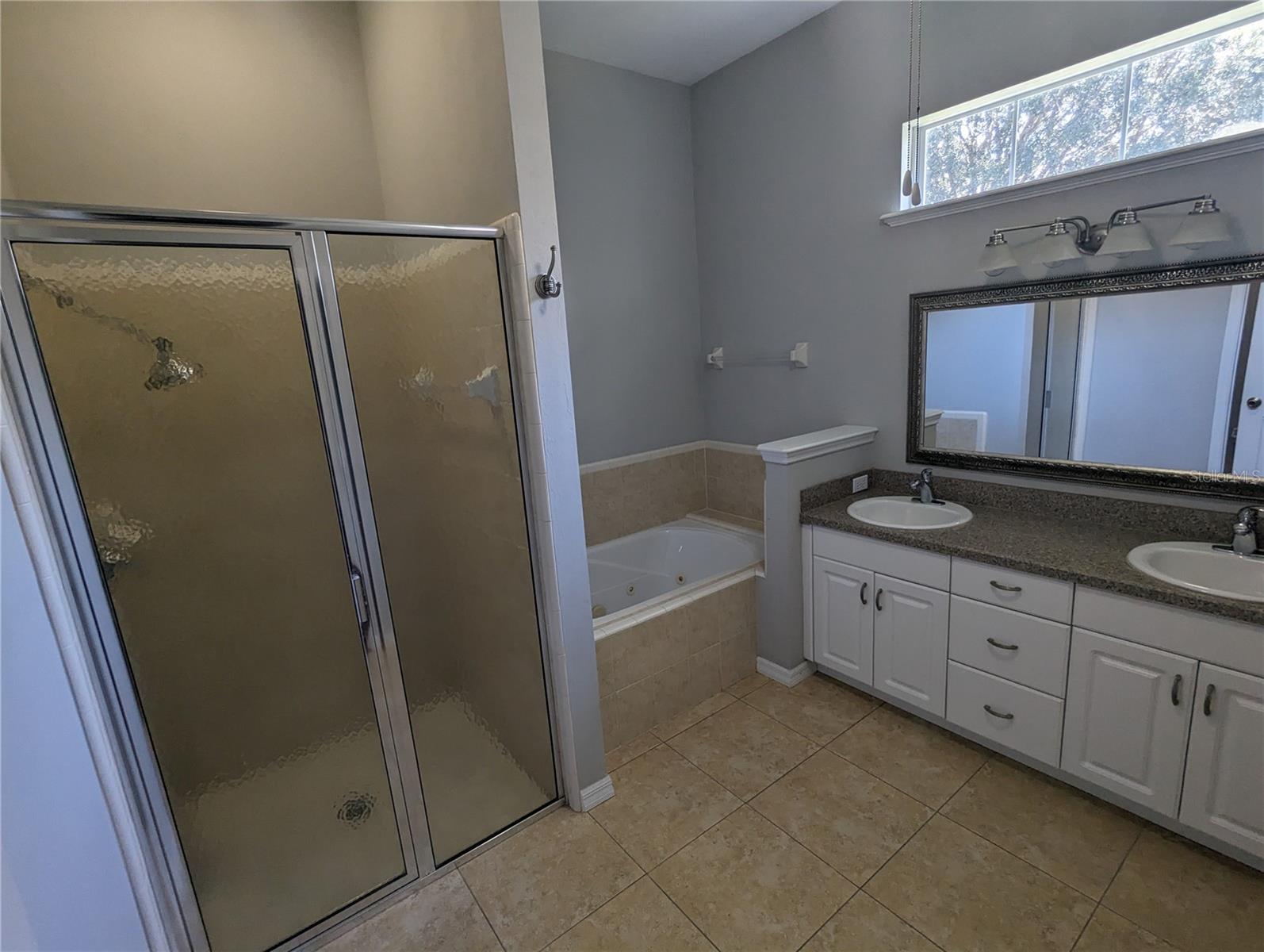 8608-A SW 77TH AVE, GAINESVILLE, FL, 32608