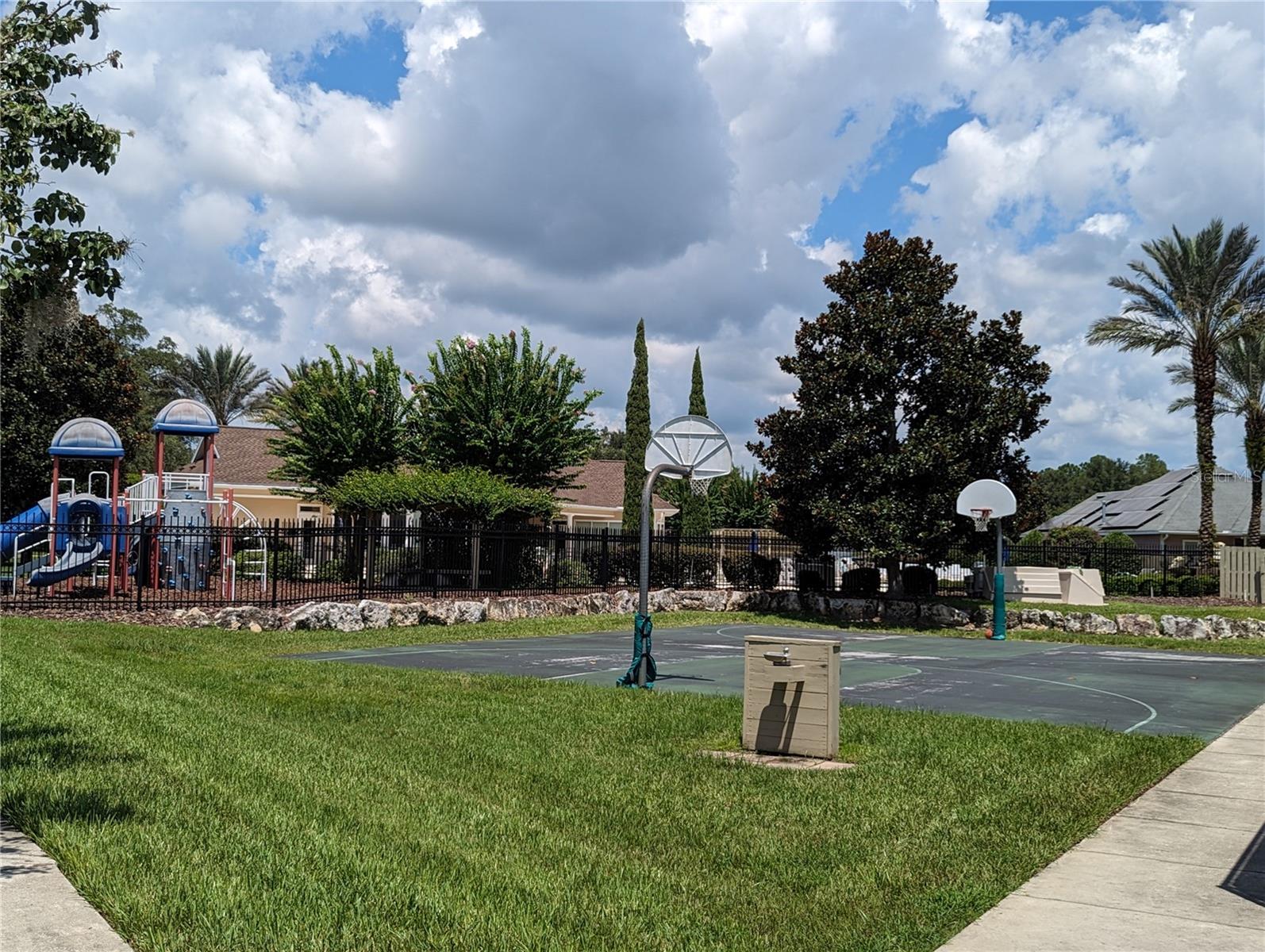 8608-A SW 77TH AVE, GAINESVILLE, FL, 32608