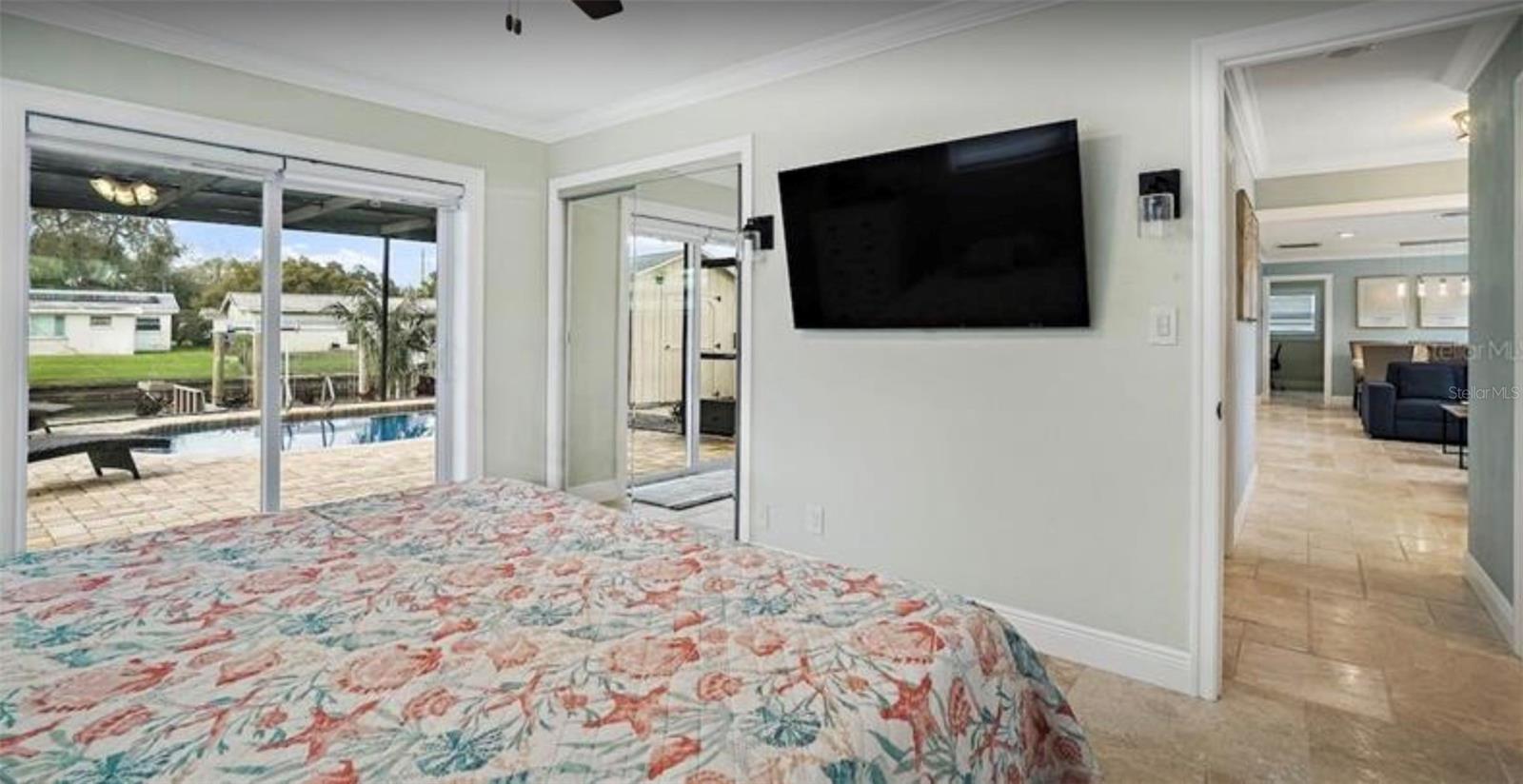 245 78 TH AVE N, ST PETERSBURG, FL, 33702