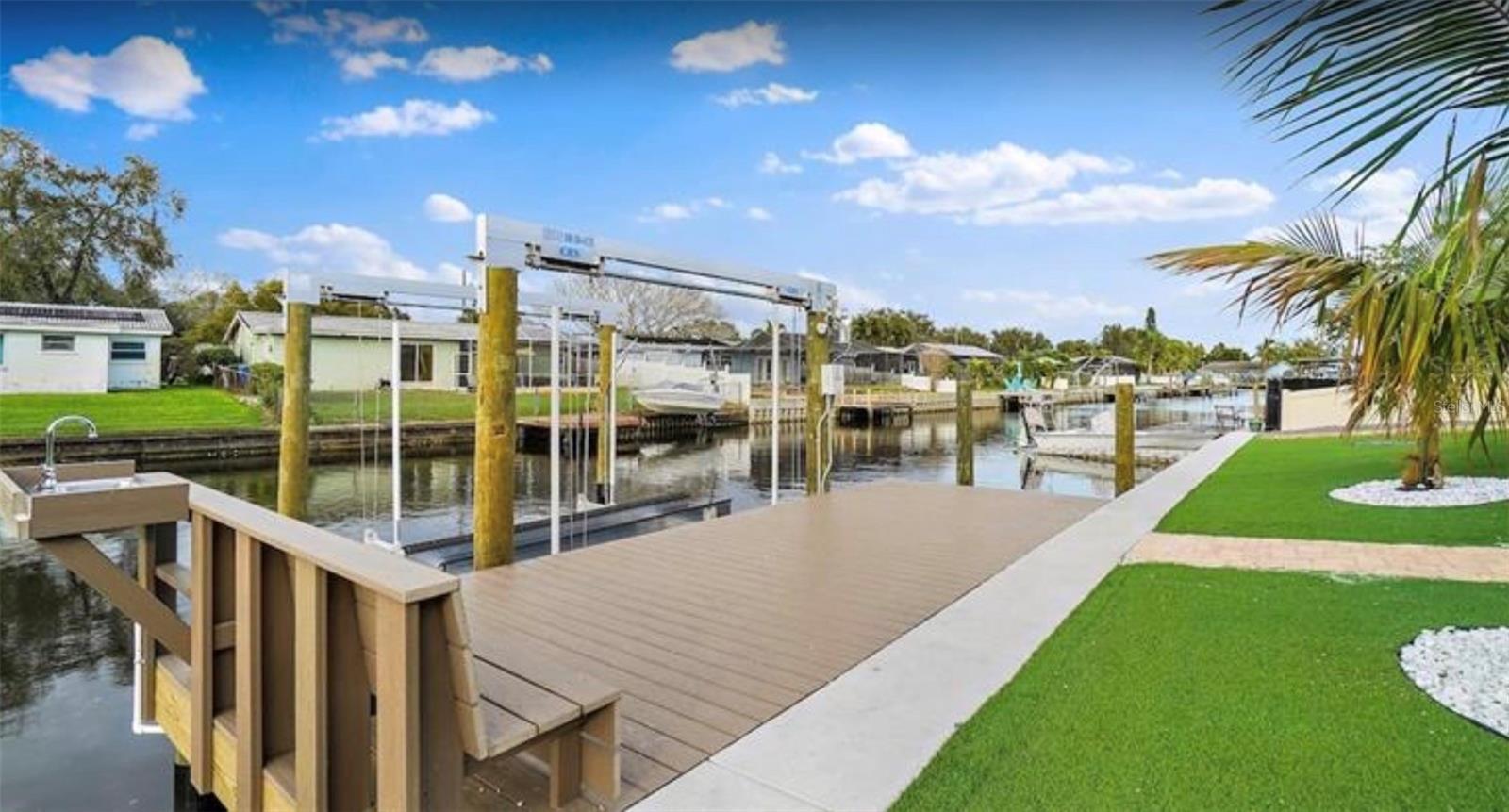 245 78 TH AVE N, ST PETERSBURG, FL, 33702