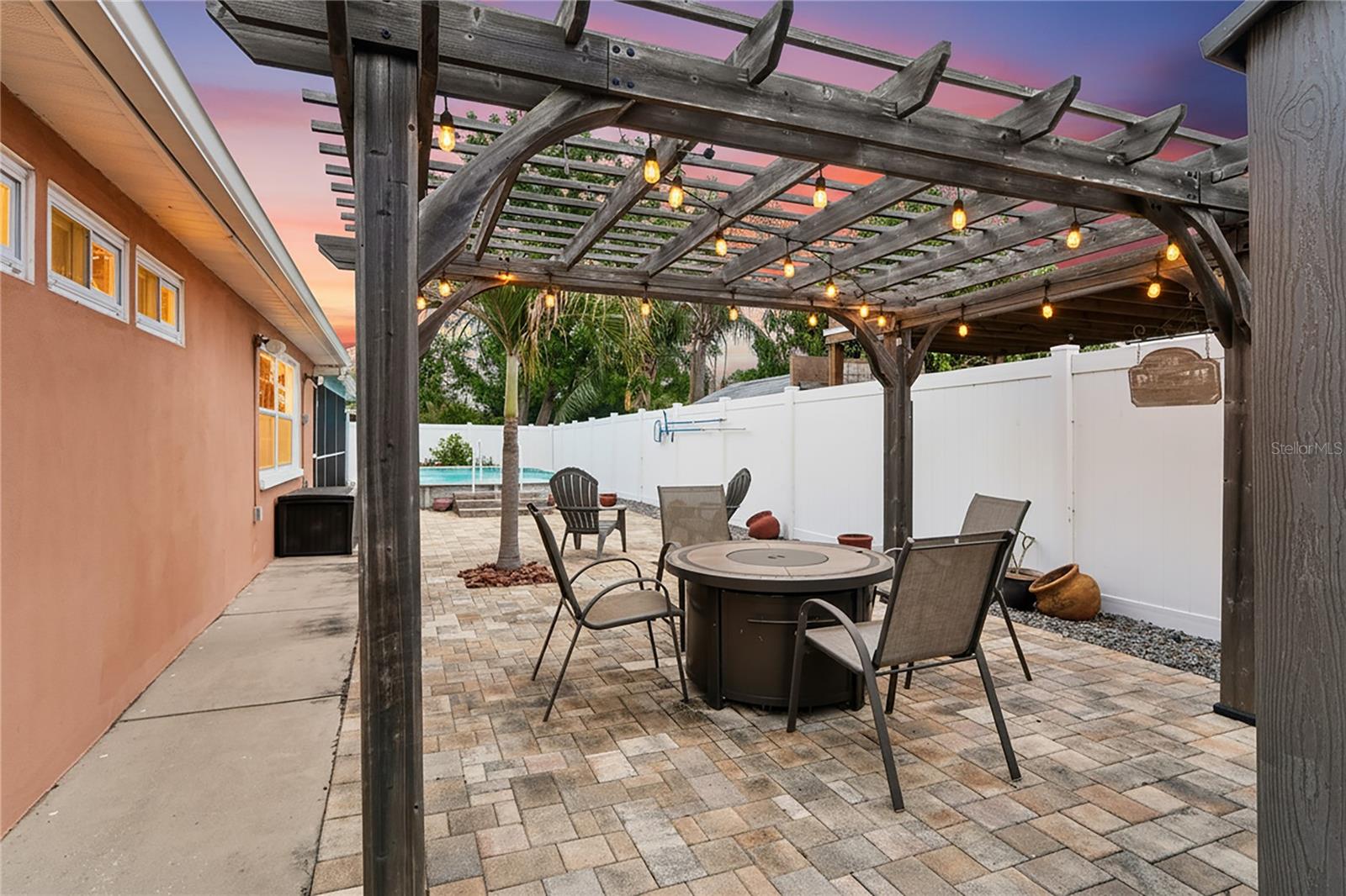 5330 DOVE DR, NEW PORT RICHEY, FL, 34652