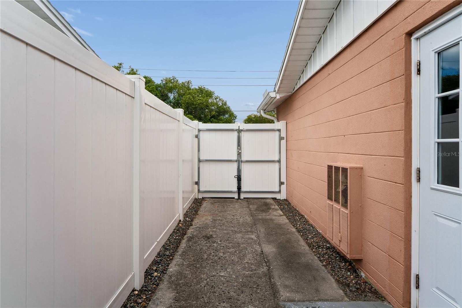 5330 DOVE DR, NEW PORT RICHEY, FL, 34652