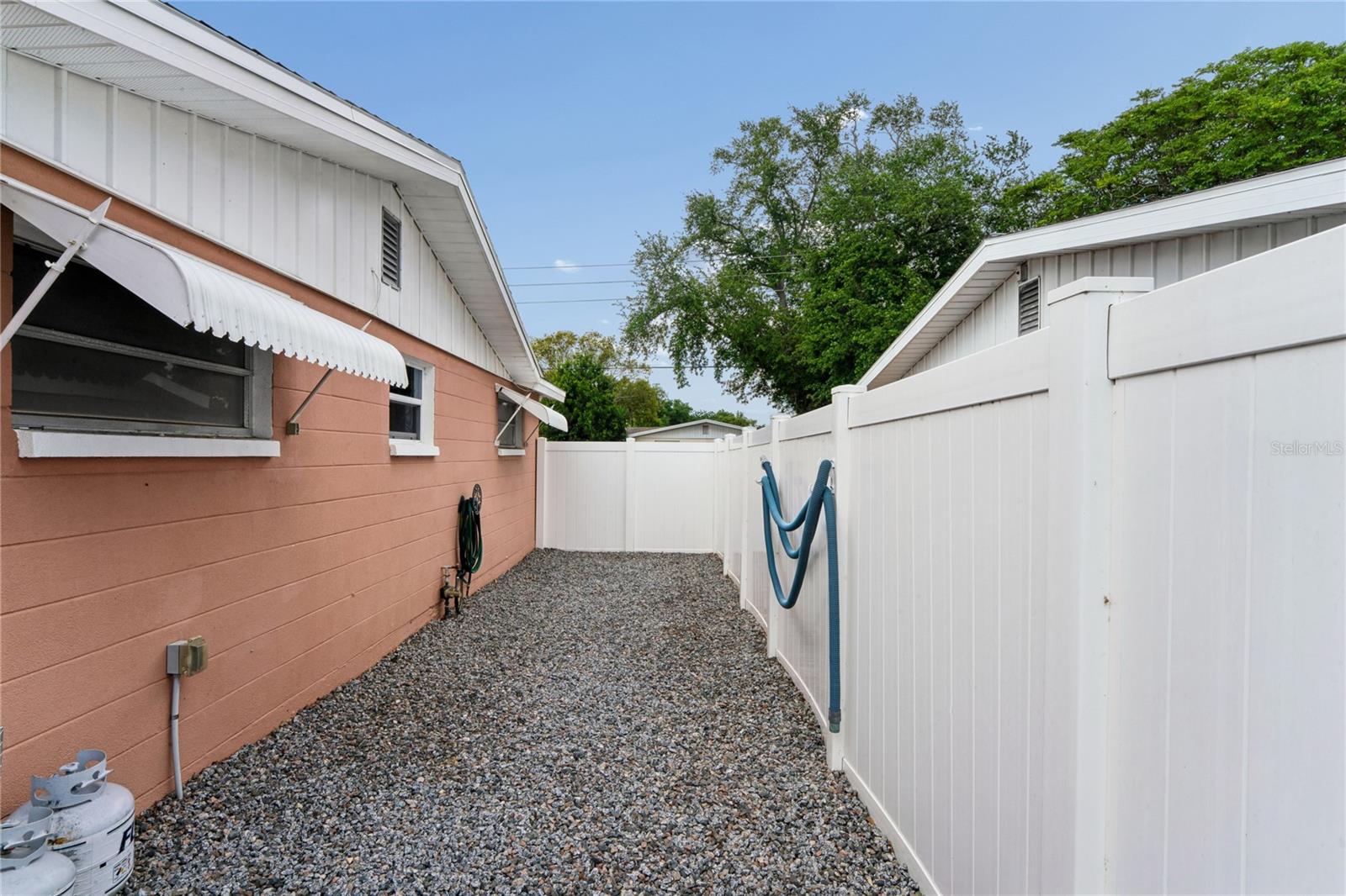 5330 DOVE DR, NEW PORT RICHEY, FL, 34652