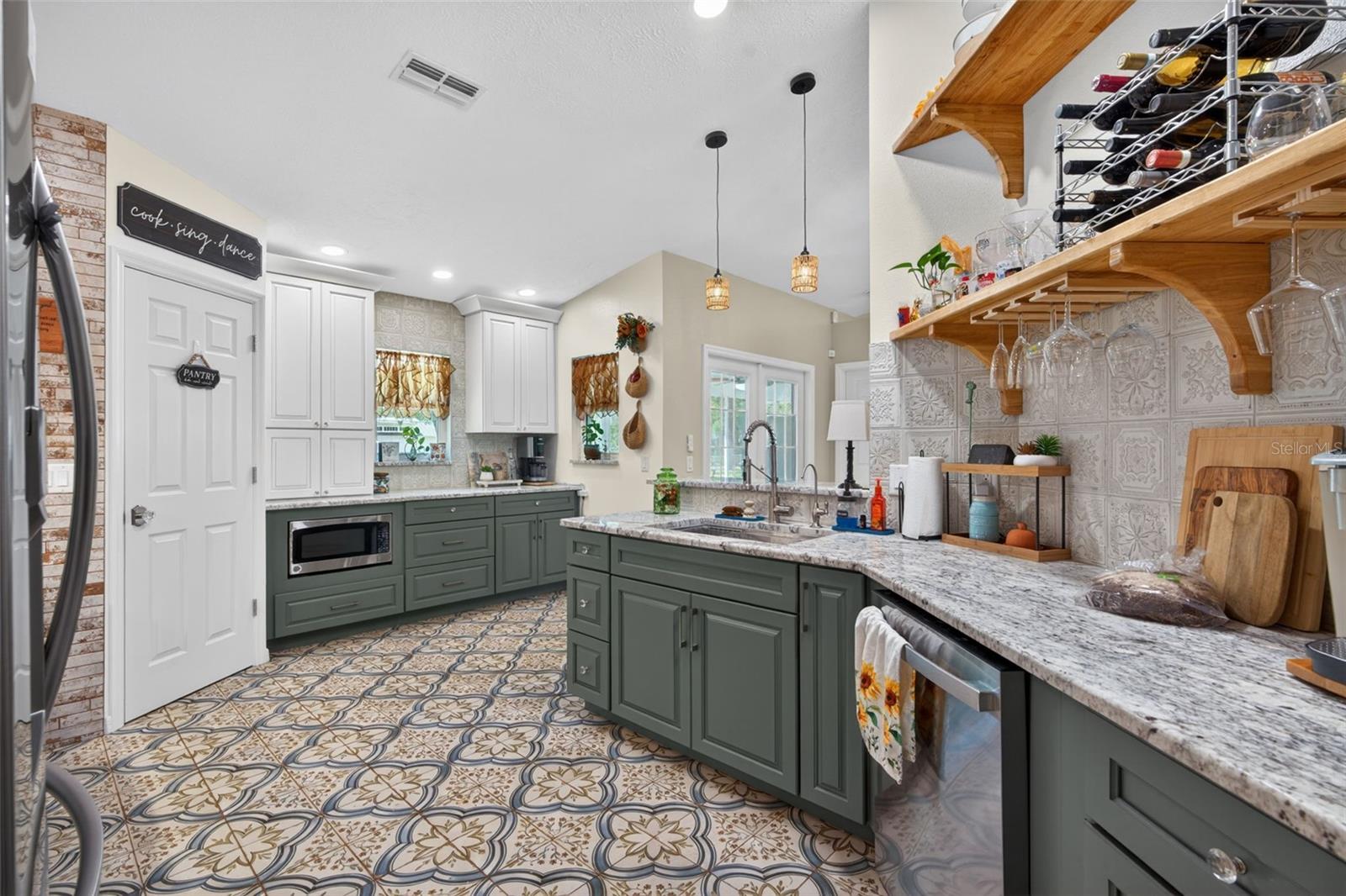 3070 W LAUREL ST, LECANTO, FL, 34461