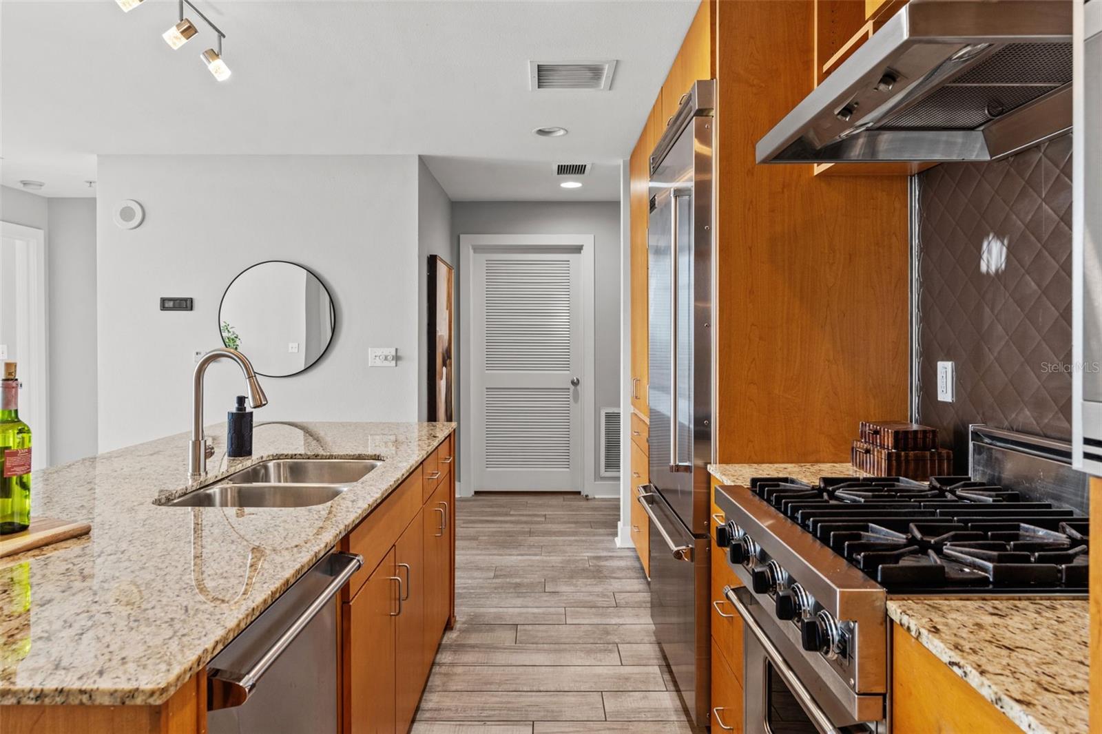 1208 E KENNEDY BLVD #1109, TAMPA, FL, 33602