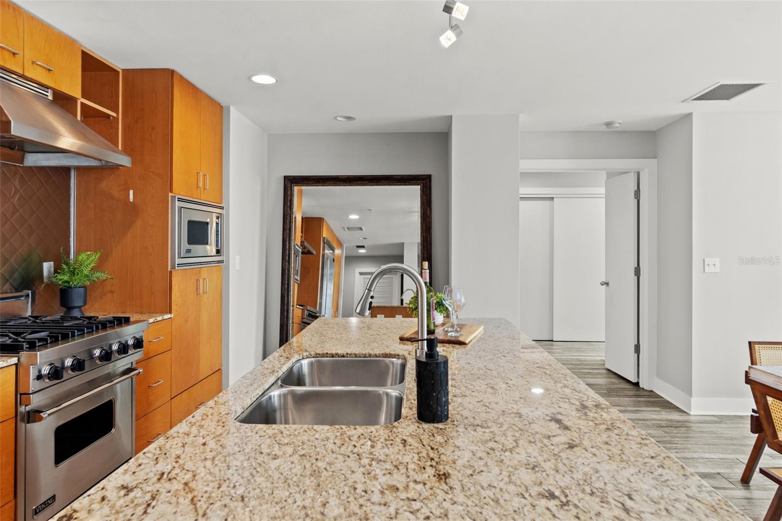 1208 E KENNEDY BLVD #1109, TAMPA, FL, 33602