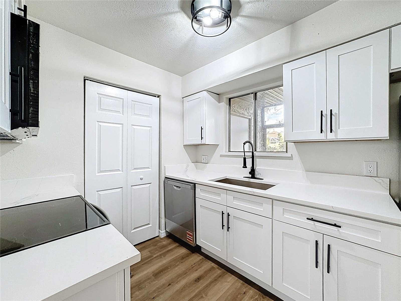 4445 RAYFIELD DR, SARASOTA, FL, 34243