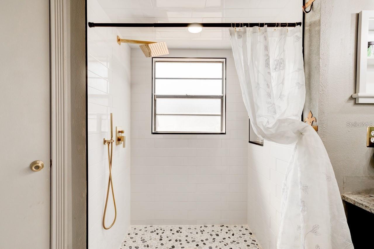 3237 NEWMARK DR, DELTONA, FL, 32738