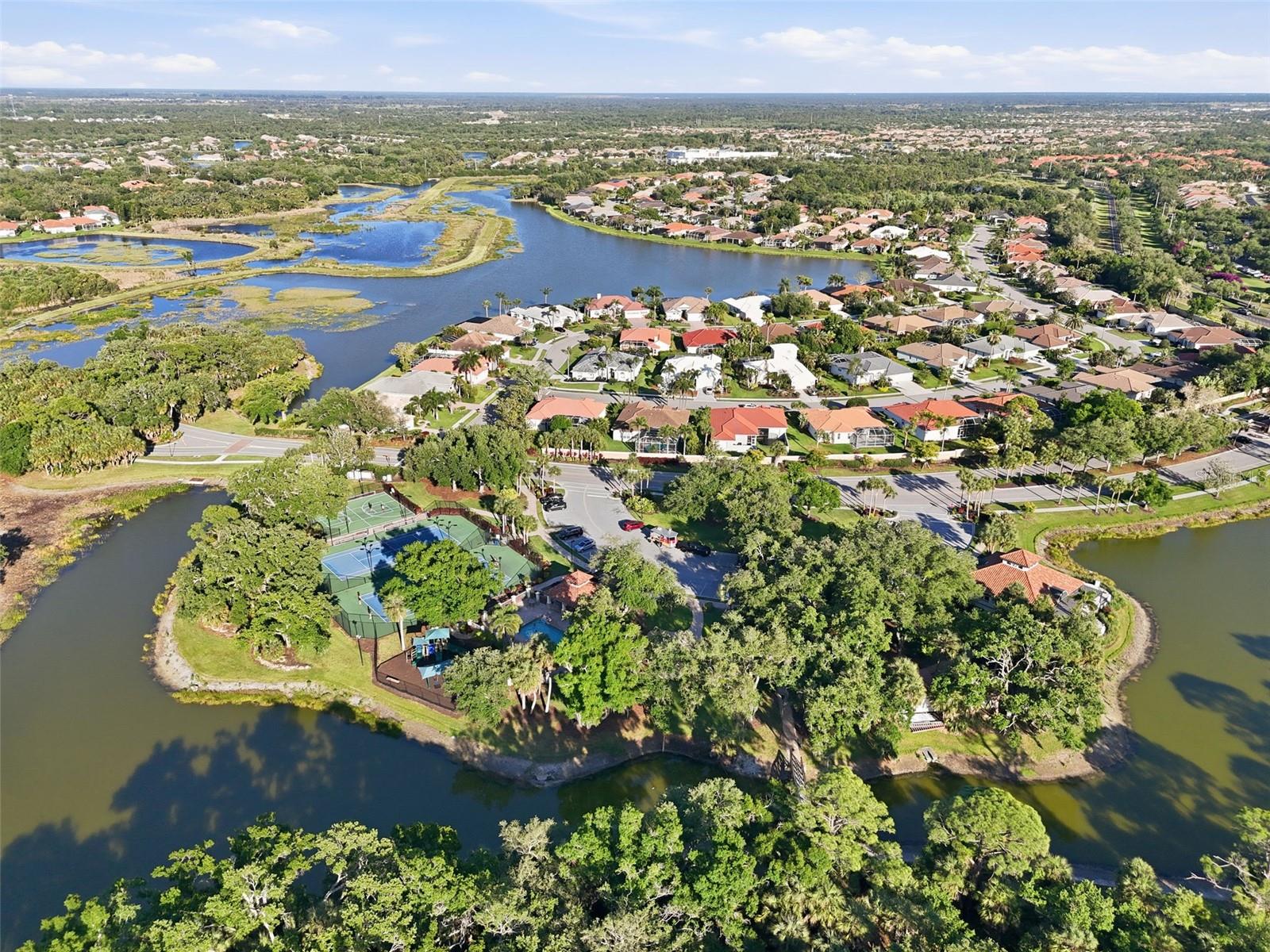 5127 HANGING MOSS LN, SARASOTA, FL, 34238