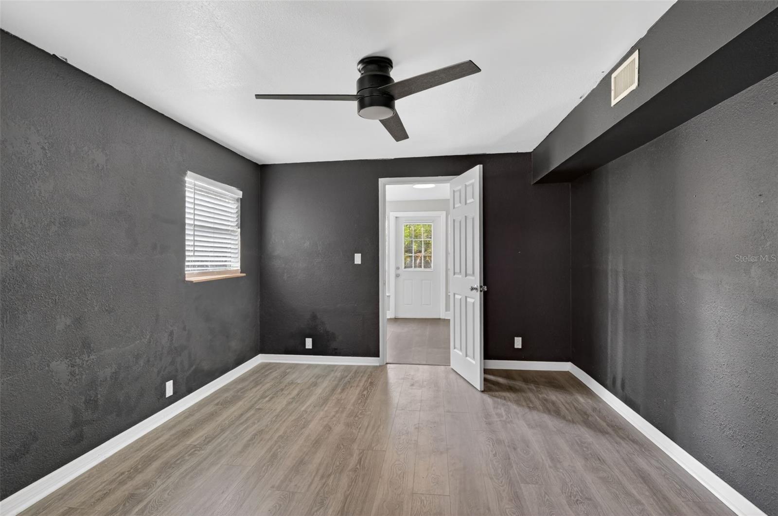 1934 FLAMINGO DR, NORTH FORT MYERS, FL, 33917