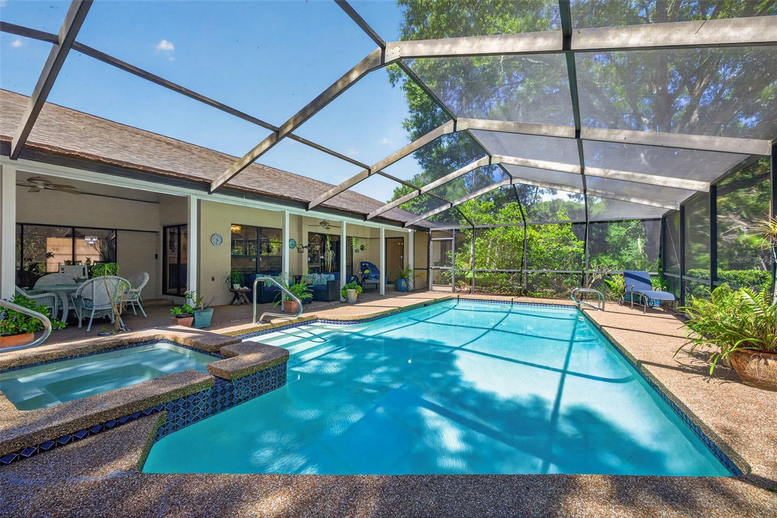 5035 BARROWE DR, TAMPA, FL, 33624