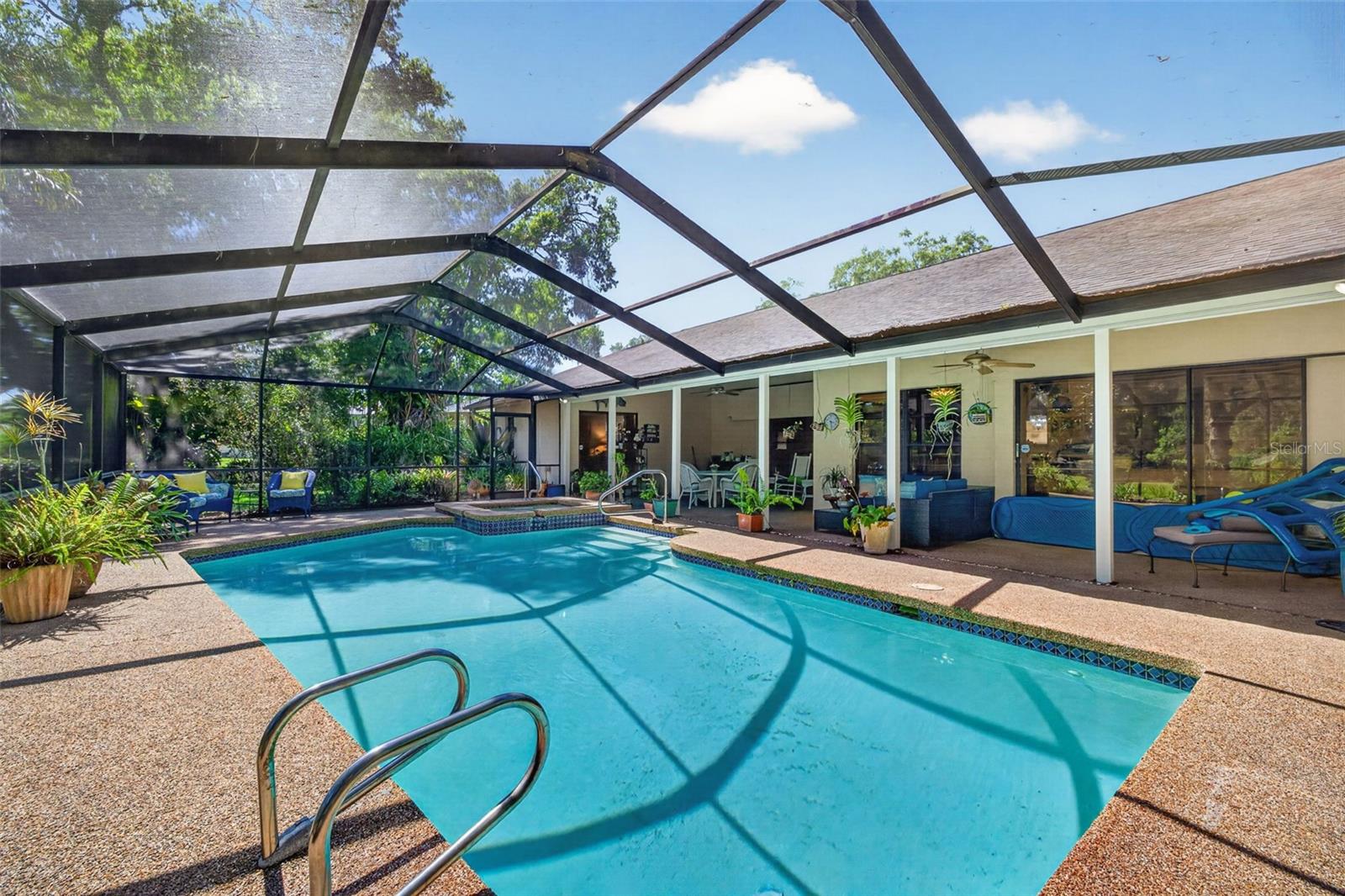 5035 BARROWE DR, TAMPA, FL, 33624