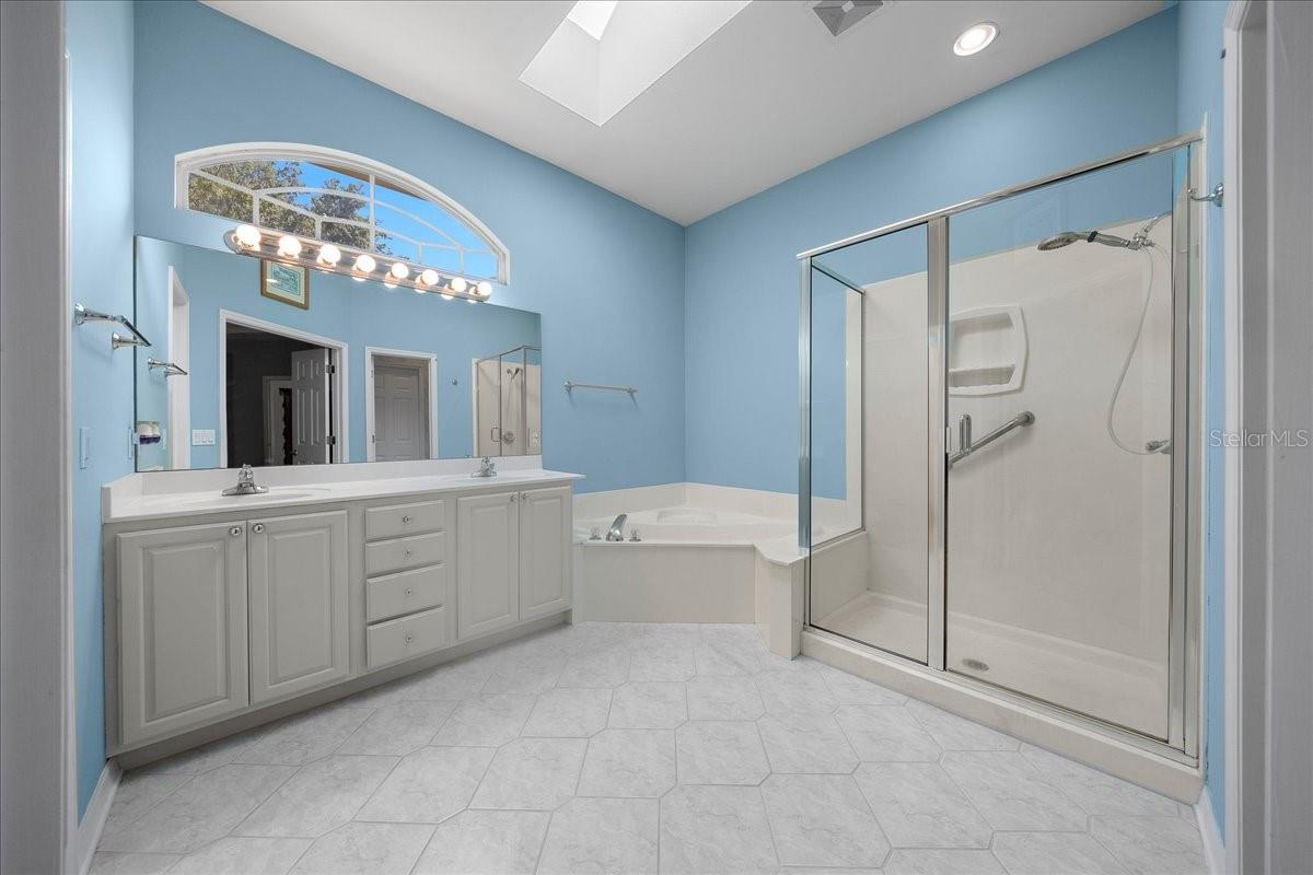 10640 NW 32ND PL, GAINESVILLE, FL, 32606