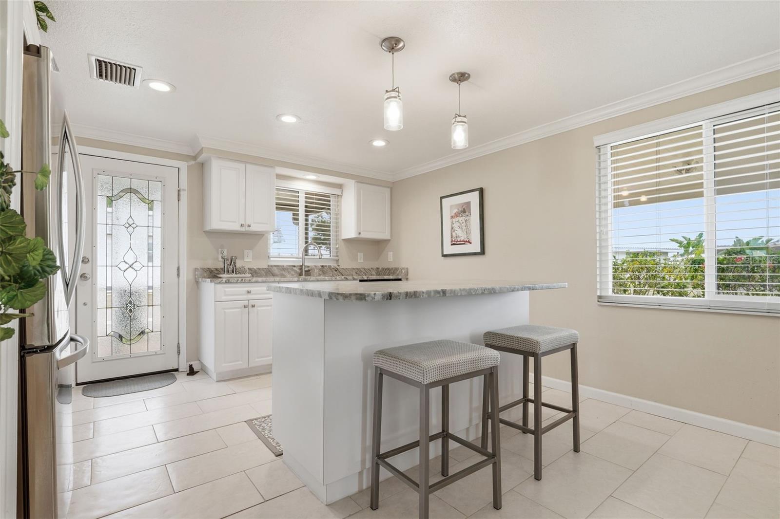 690 CIRCLEWOOD DR #W8, VENICE, FL, 34293